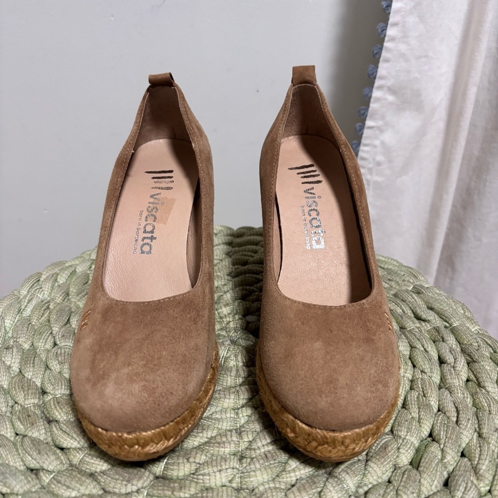 NEW Viscata Barcelona Roses Marquesa Tan Suede Round Toe Espadrille Wedge Size 8 - Picture 4 of 9